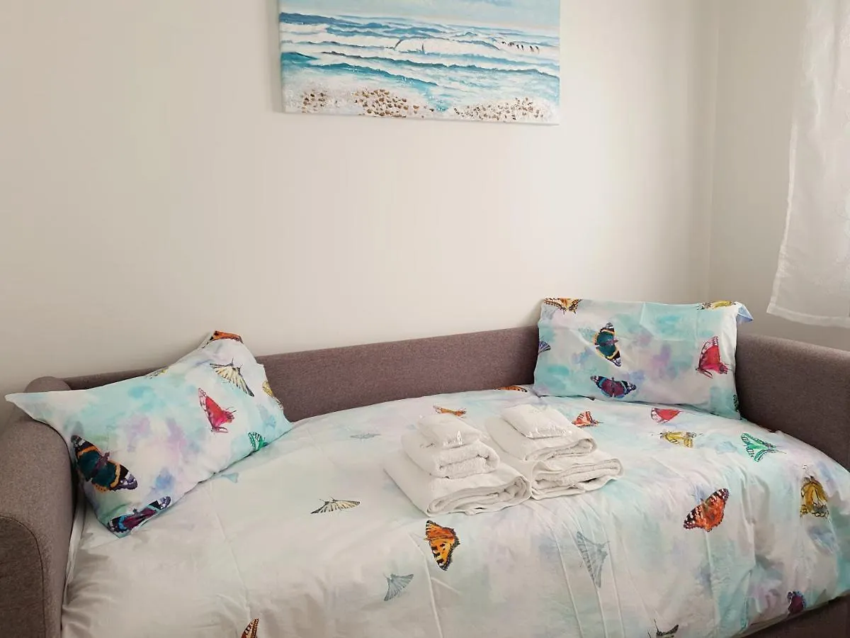 Boutique Apartment Near The Beach, 1 Gbps Wi-Fi Malaga Spain